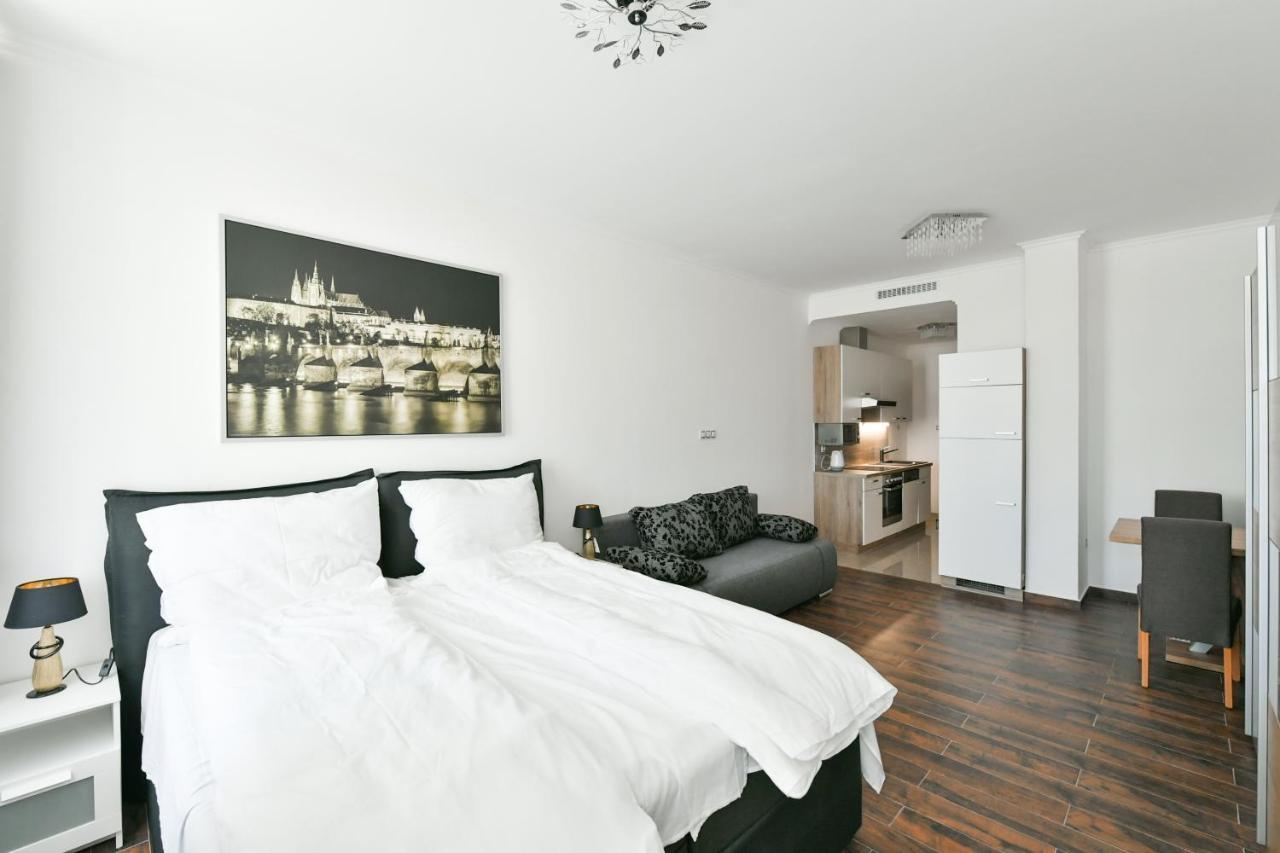Apartmany Na Namesti 85 Jindrichuv Hradec Exterior photo